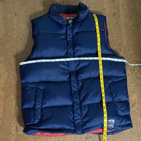 Gotcha glacier men’s dark blue down/feather puffer vest! Size L - Picture 10 of 12